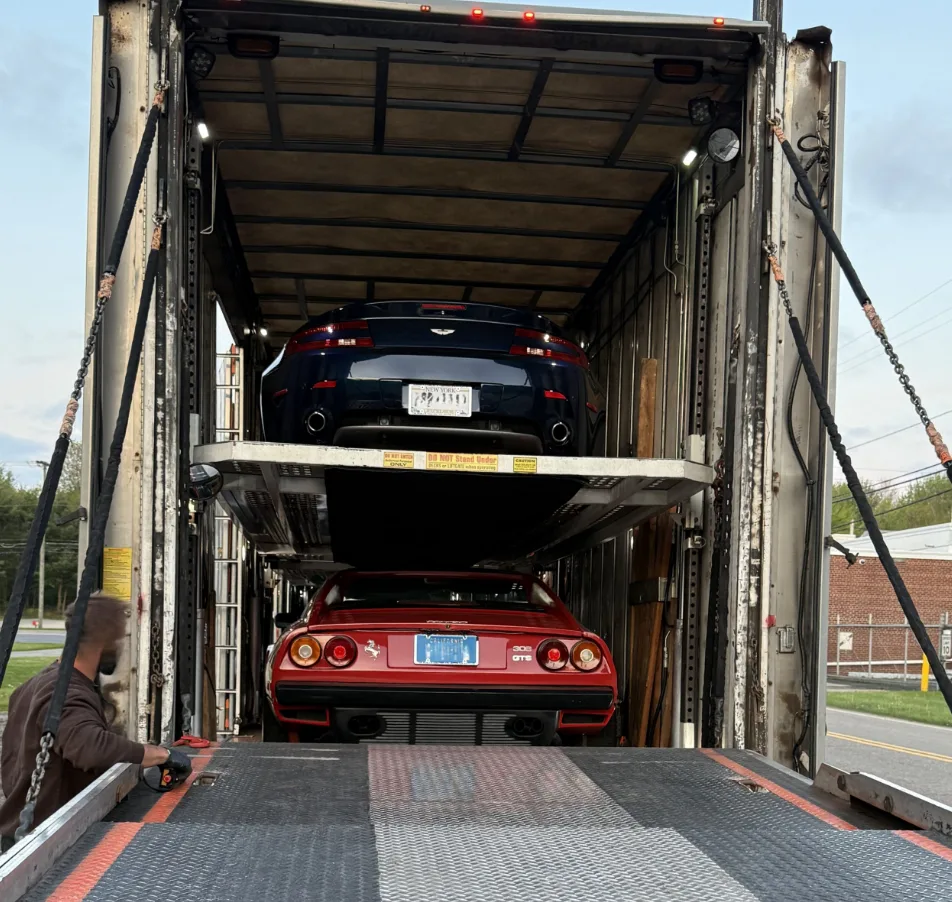 Enclosed auto transport service operating in Colorado