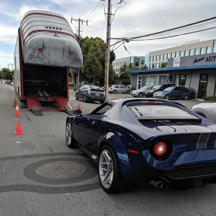 Port-to-port auto shipping from Long Beach and Oakland to Honolulu for Hawaii delivery